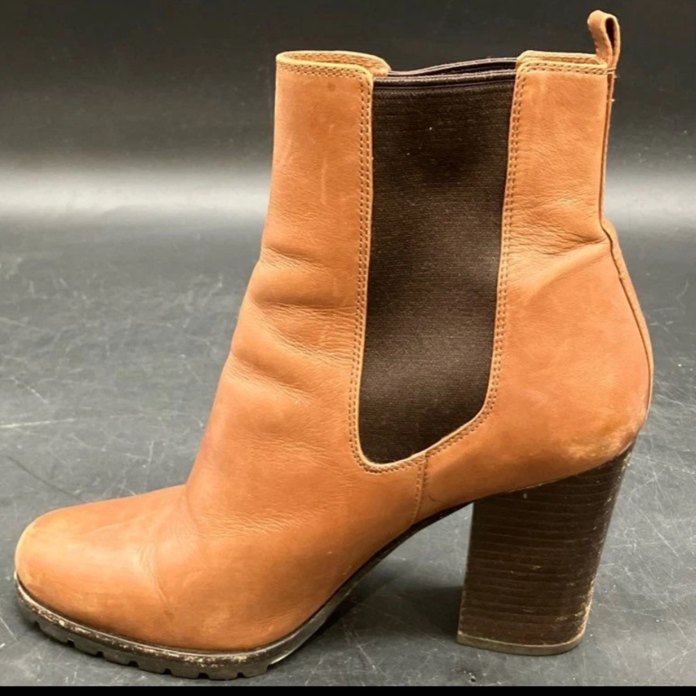COACH Tan Leather Ankle Booties Boots Size 7.5